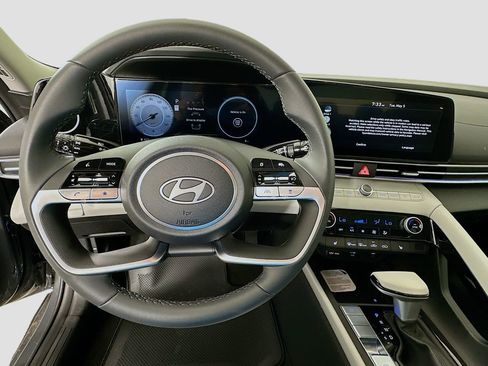 New 2026 Hyundai Elantra Limited FWD image 10