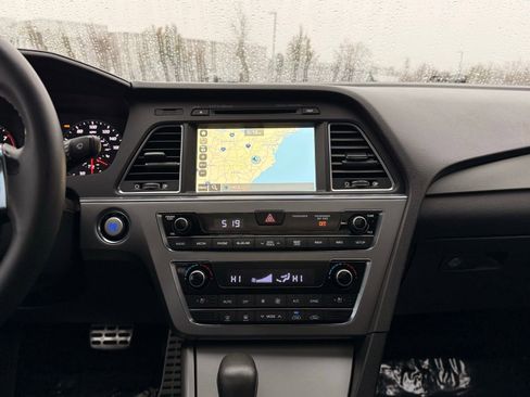 Used 2017 Hyundai Sonata Limited 2.0T image 27