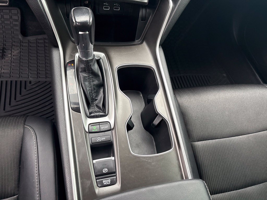Used 2021 Honda Accord Sport image 14