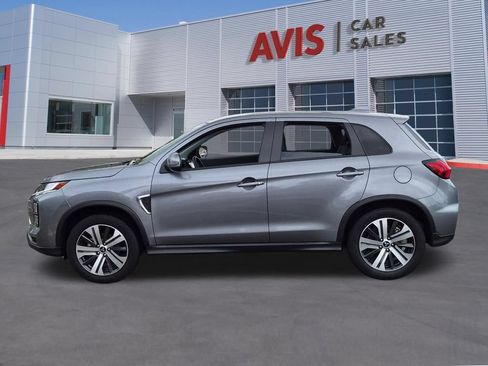 Used 2025 Mitsubishi Outlander Sport SE AWD/4WD image 10
