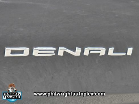 Used 2023 GMC Yukon Denali Ultimate AWD/4WD image 18