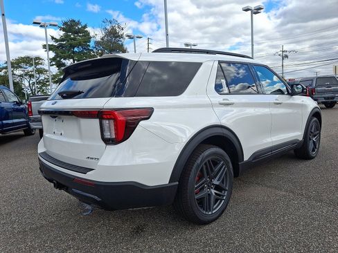 New 2025 Ford Explorer ST-Line w/ Premium Package image 7