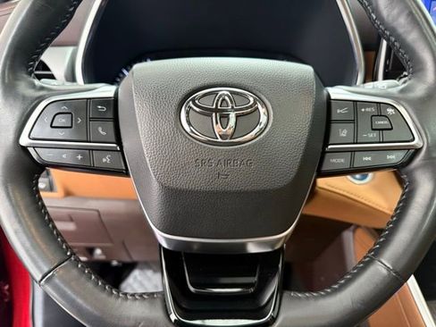 Used 2020 Toyota Highlander Limited Platinum image 45
