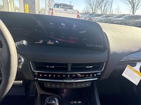 New 2026 Cadillac CT5 V image 13