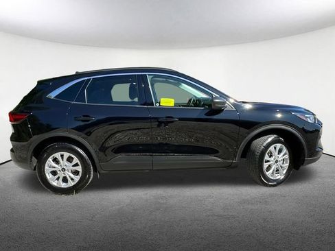 Used 2024 Ford Escape Active w/ Tech Pack #1 AWD/4WD image 18