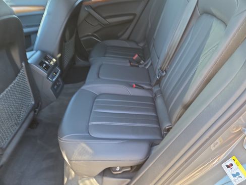 Used 2023 Audi Q5 2.0T Premium Plus image 6