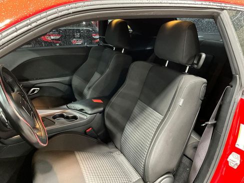 Used 2012 Dodge Challenger R/T w/ Sound Group II RWD image 19
