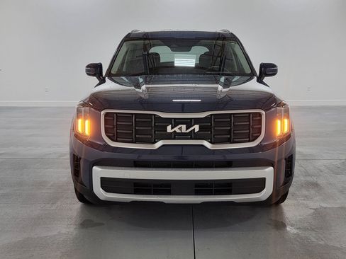 Used 2024 Kia Telluride S w/ S Sunroof Package FWD image 3