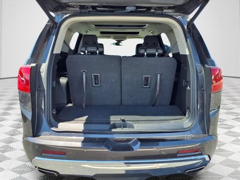 Certified 2019 GMC Acadia Denali w/ Technology Package AWD/4WD image 8