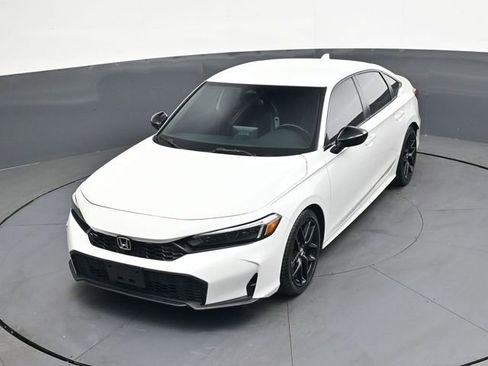 Used 2025 Honda Civic Sport image 28