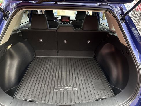 Used 2022 Toyota Corolla Cross LE w/ Black Badges Package (TMS) image 23