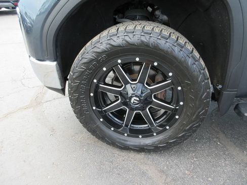 Used 2020 GMC Sierra 1500 SLT w/ SLT Premium Package AWD/4WD image 16