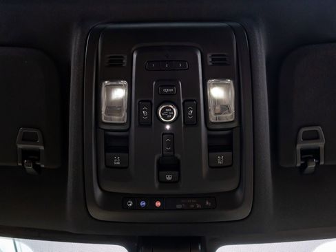 Used 2021 Chevrolet Tahoe Premier w/ Max Trailering Package AWD/4WD image 27