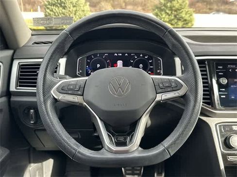 Used 2022 Volkswagen Atlas SEL Premium image 8