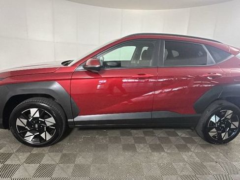 Certified 2025 Hyundai Kona SEL AWD/4WD image 5