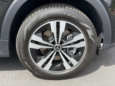 Certified 2026 Mercedes-Benz GLB 250 image 29