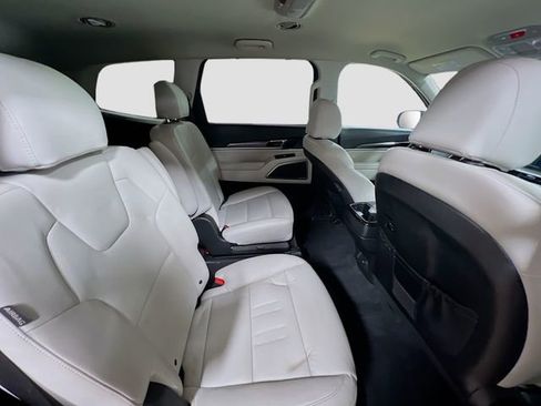 Certified 2023 Kia Telluride S image 30