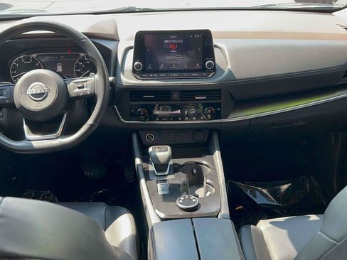 Used 2023 Nissan Rogue SV w/ SV Premium B Package AWD/4WD image 25