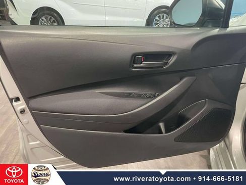 Used 2024 Toyota Corolla LE w/ LE Convenience Package FWD image 16