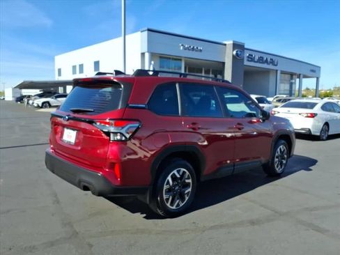 Certified 2025 Subaru Forester w/ Convenience Package #2 image 9