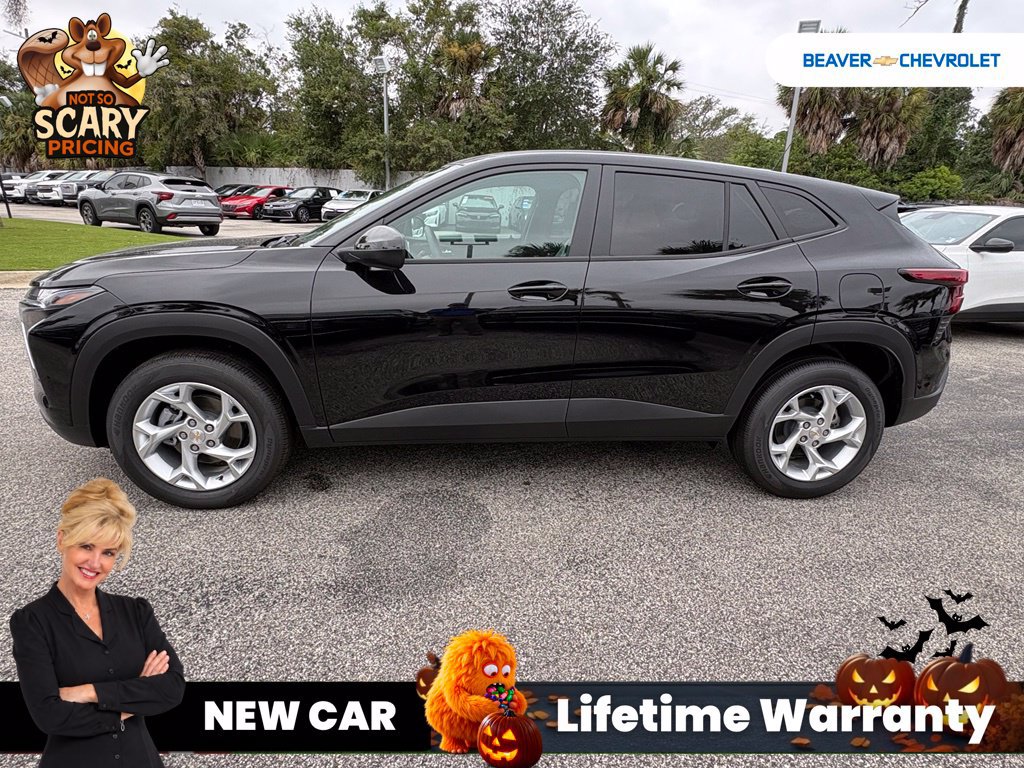 New 2026 Chevrolet Trax LS w/ LS Convenience Package FWD image 4