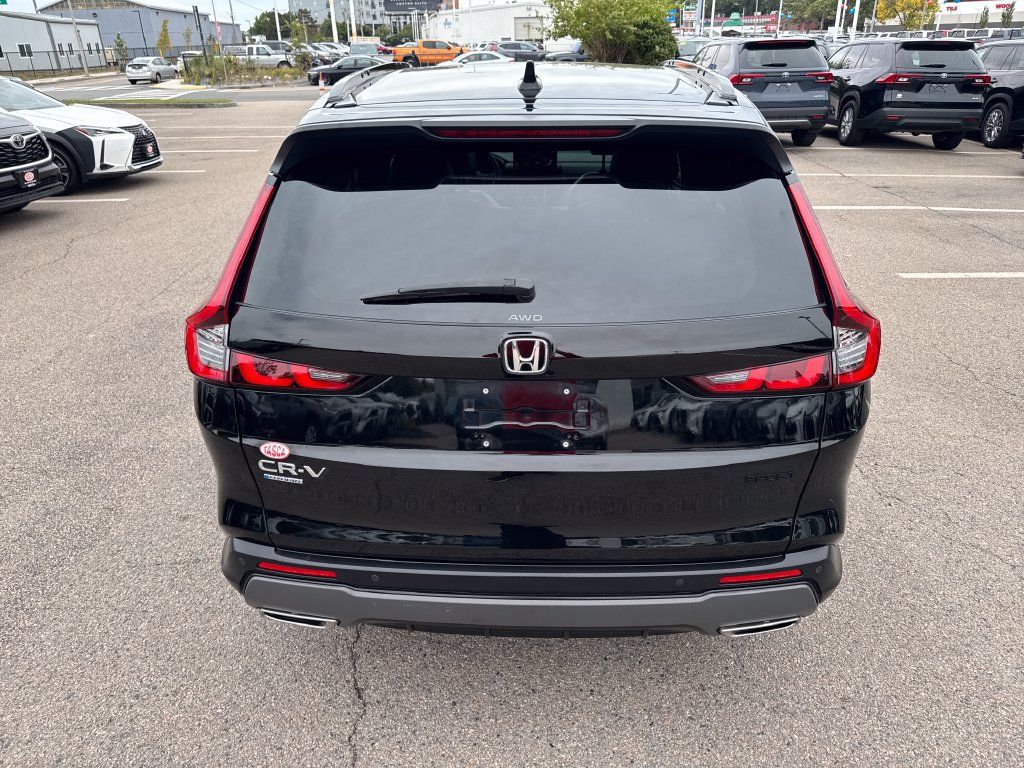Used 2025 Honda CR-V Sport-L image 6
