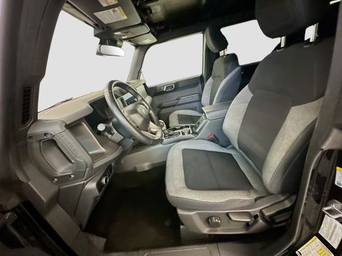 Used 2025 Ford Bronco Big Bend AWD/4WD image 13