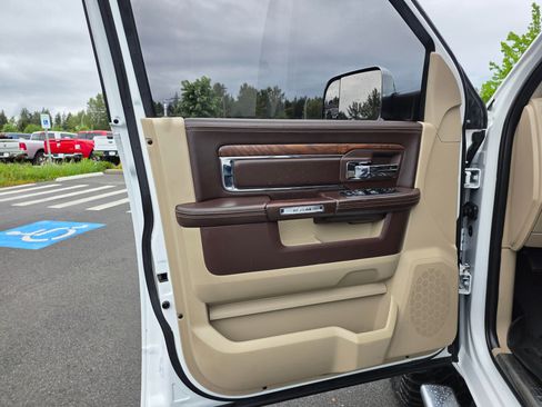 Used 2017 RAM 3500 Laramie Longhorn w/ Convenience Group AWD/4WD image 23