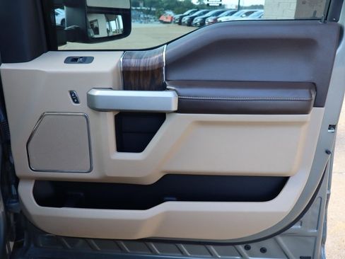 Used 2019 Ford F150 Lariat AWD/4WD image 29