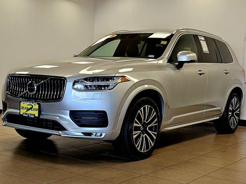 Used 2021 Volvo XC90 T6 Momentum w/ Protection Package Premier image 2