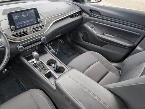 Used 2026 Nissan Altima 2.5 SV FWD image 18