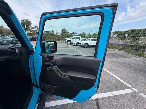 Used 2017 Jeep Wrangler Unlimited Sport w/ Quick Order Package 24S AWD/4WD image 20