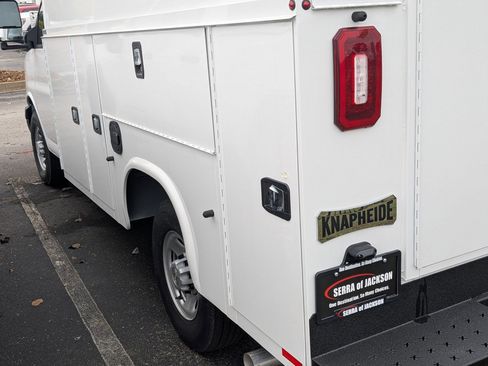 New 2025 Chevrolet Express 3500 w/ Power Convenience Package RWD image 6