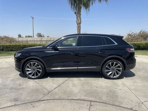 Used 2023 Lincoln Nautilus Reserve w/ Equipment Group 201A FWD image 5
