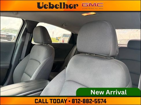 Used 2023 Chevrolet Malibu LT FWD image 21