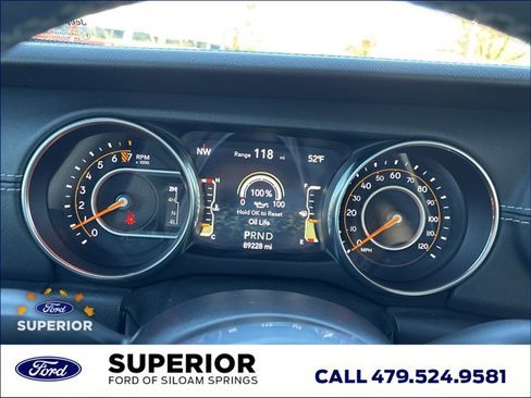 Used 2020 Jeep Gladiator Overland image 24