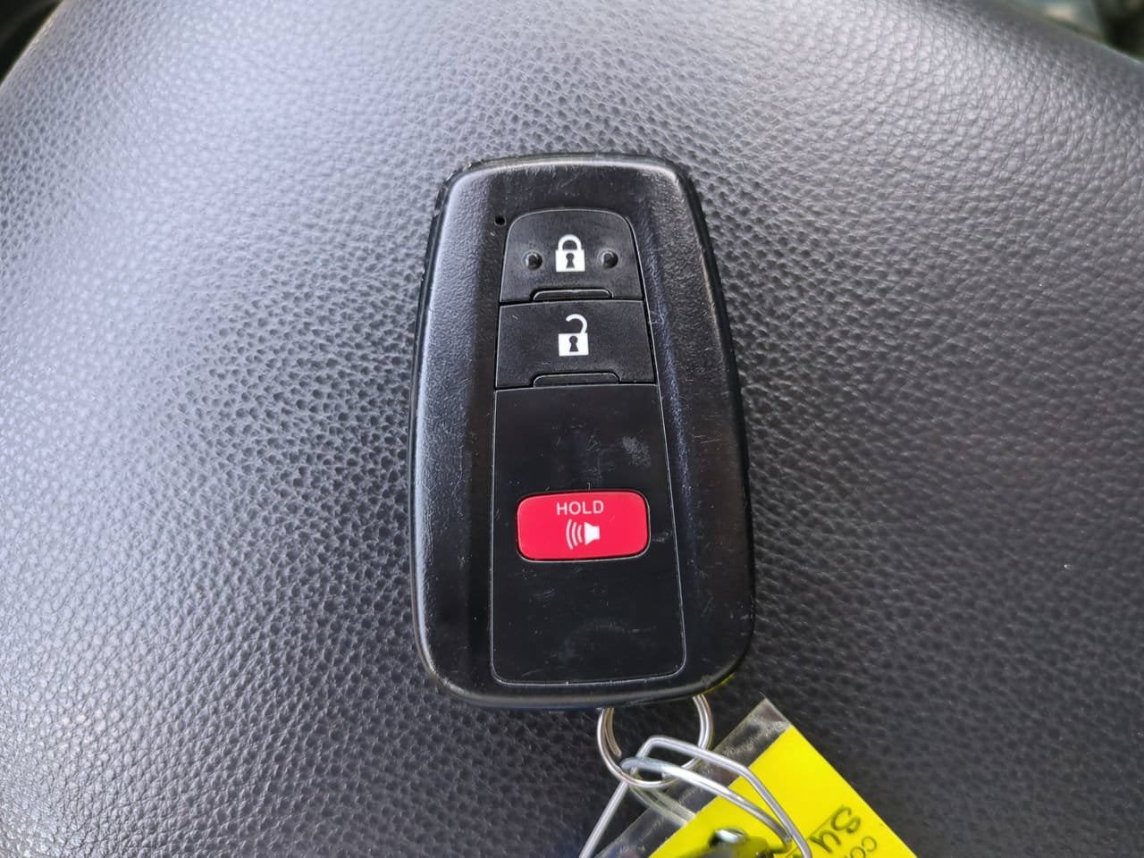 Used 2025 Toyota RAV4 XLE AWD/4WD image 27