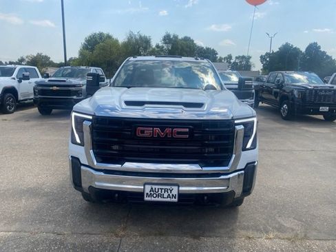 New 2025 GMC Sierra 2500 Pro image 9