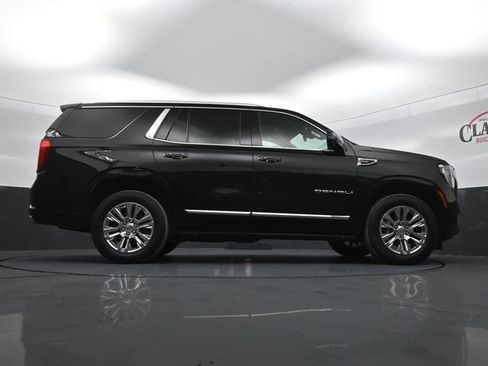 Used 2025 GMC Yukon Denali AWD/4WD image 30