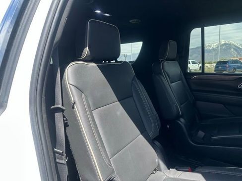 Certified 2023 Chevrolet Suburban Premier AWD/4WD image 15