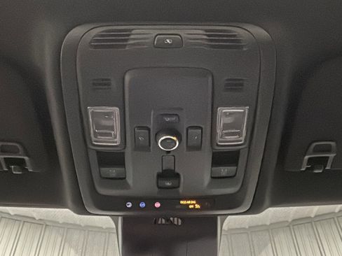 Used 2025 GMC Yukon XL Denali Ultimate image 33