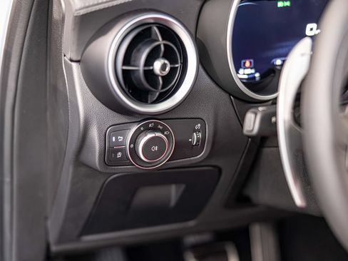 New 2026 Alfa Romeo Stelvio Sprint AWD/4WD image 19