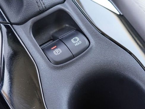 Used 2022 Toyota Corolla LE w/ Carpet Mat Package (TMS) FWD image 27