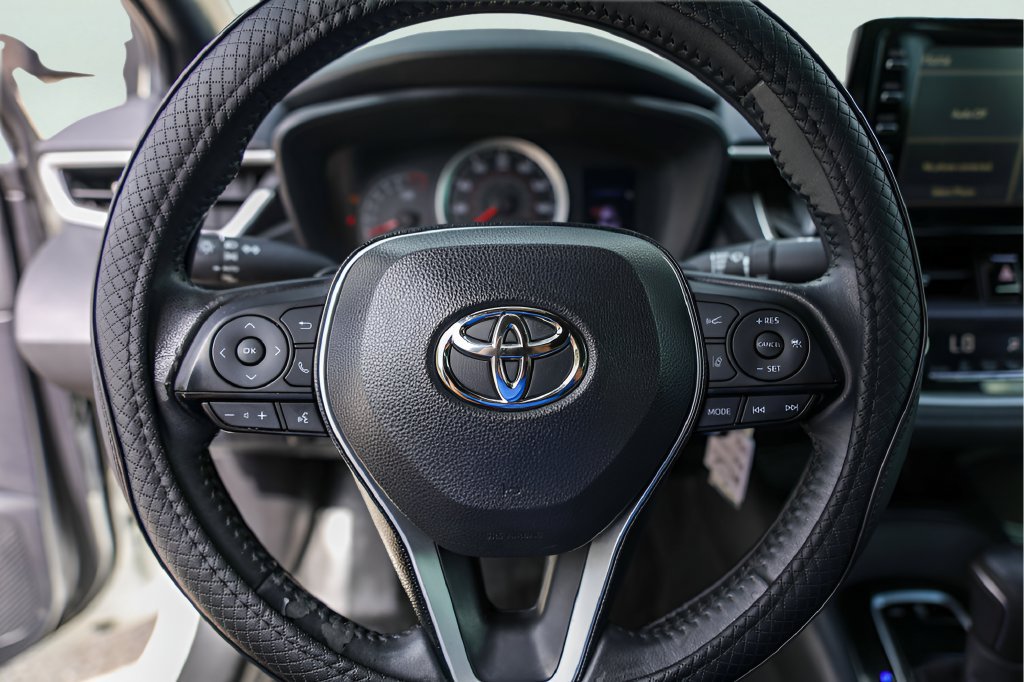 Used 2021 Toyota Corolla SE FWD image 14