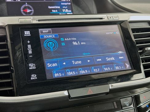 Used 2017 Honda Accord EX-L image 21