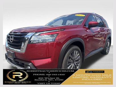 Used 2022 Nissan Pathfinder SL