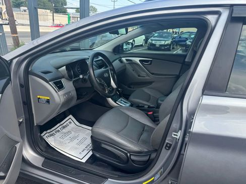 Used 2012 Hyundai Elantra Limited image 13