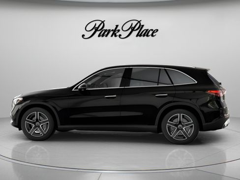 Certified 2026 Mercedes-Benz GLC 300 4MATIC image 11