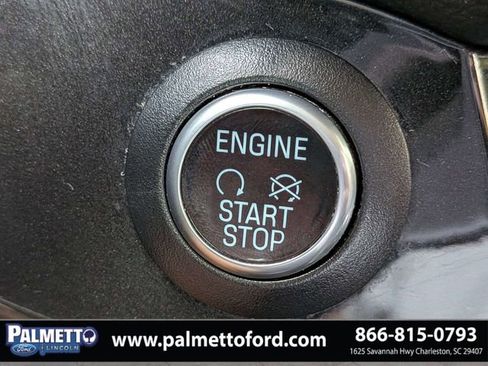 Used 2019 Ford Escape SE FWD image 27