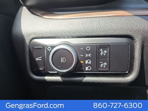 Certified 2023 Ford Explorer Limited AWD/4WD image 42